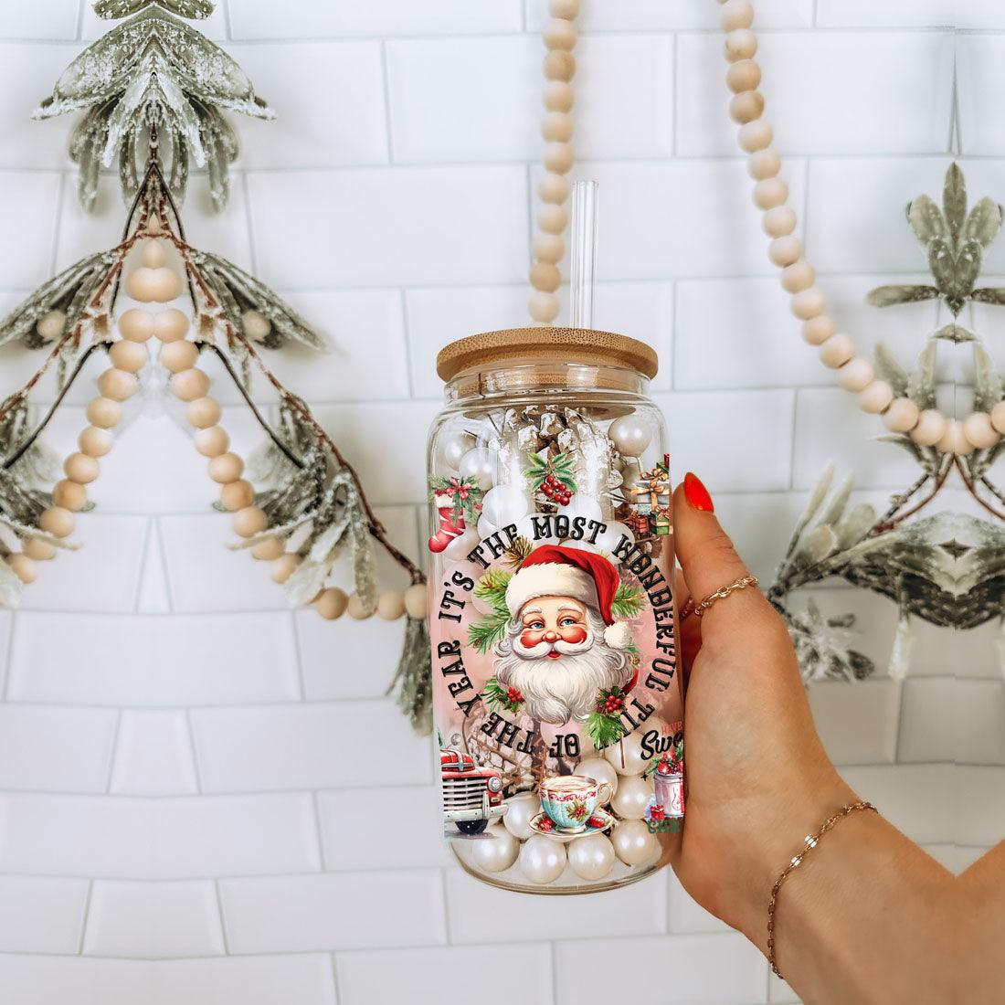 Vintage Christmas 17oz Mug – Holiday Themed Glass Cup with Lid & Straw