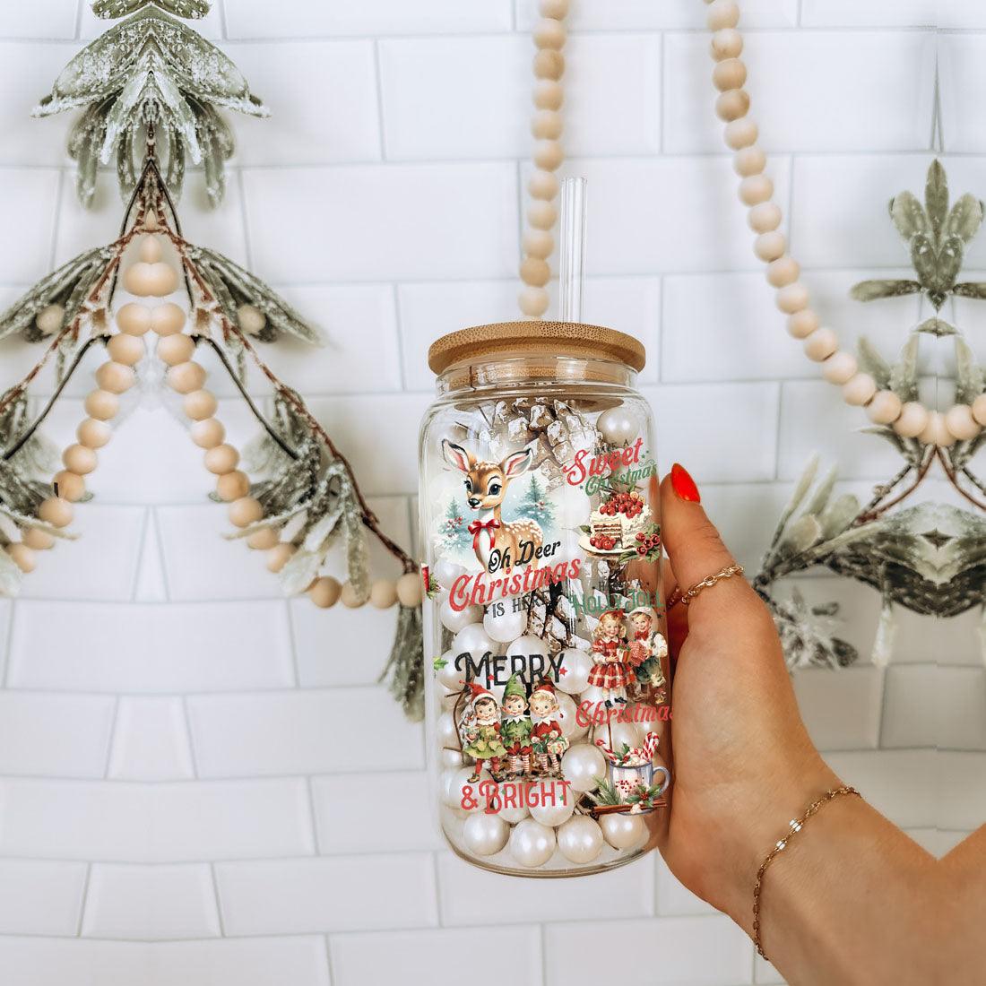 Vintage Christmas 17oz Mug – Holiday Themed Glass Cup with Lid & Straw