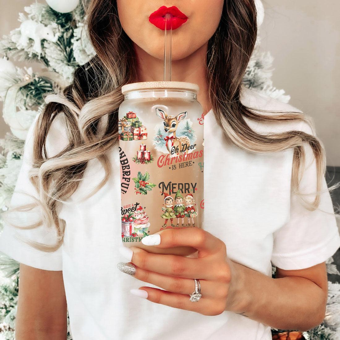 Vintage Christmas 17oz Mug – Holiday Themed Glass Cup with Lid & Straw